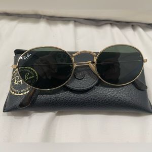 Rayban Oval sunglasses like new
